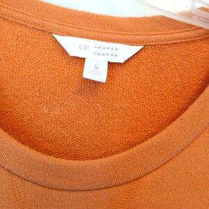 EUC short sleeve sweatshirt